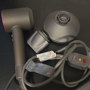 Dyson Supersonic Hair Dryer in Matte Gray with Pink Trim